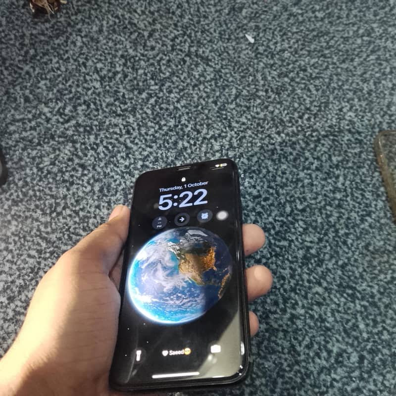Apple iPhone 11 Pro 2