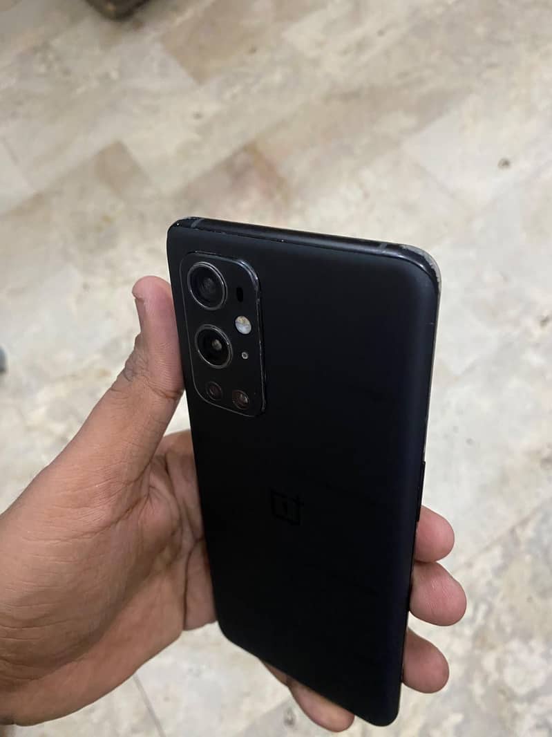One Plus 9 Pro 6