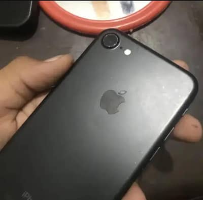 Apple iPhone 7