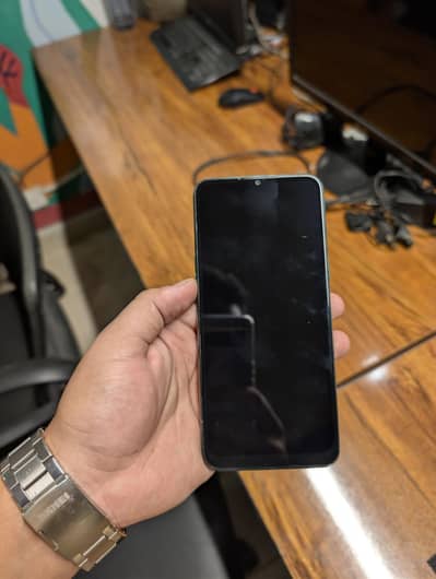 Realme 5i 4/64 Pta Approved Kit