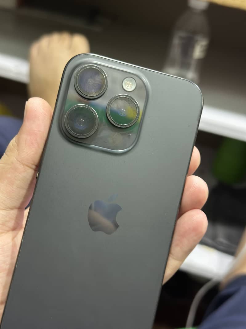 Apple iPhone 14 Pro Max 4