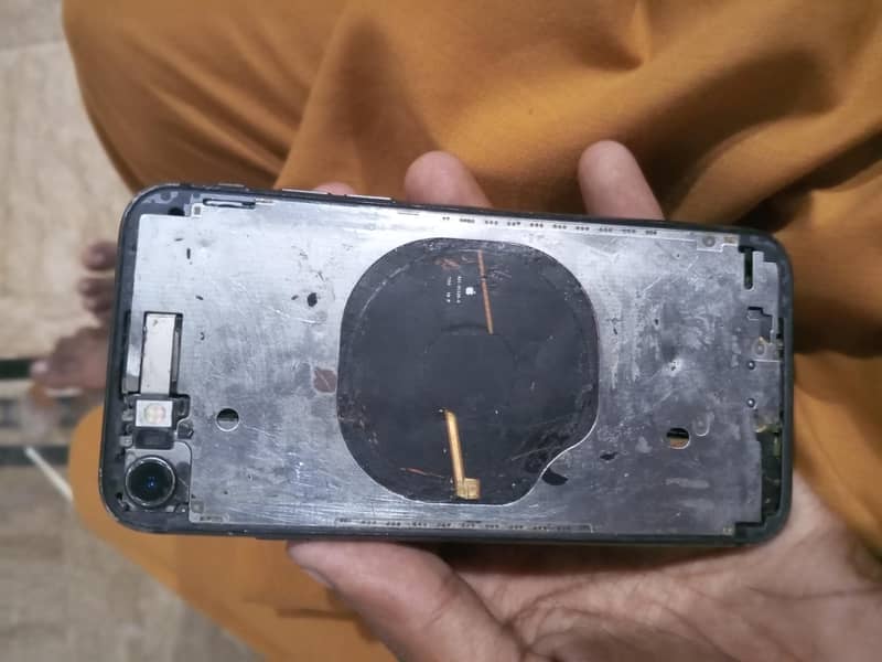 Apple iPhone 8 1