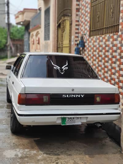 Nissan Sunny 1989