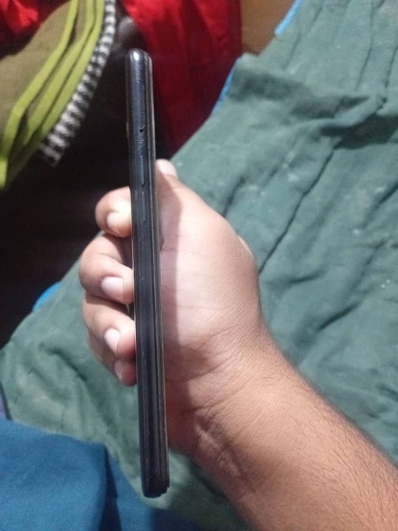 OPPO A5s 4