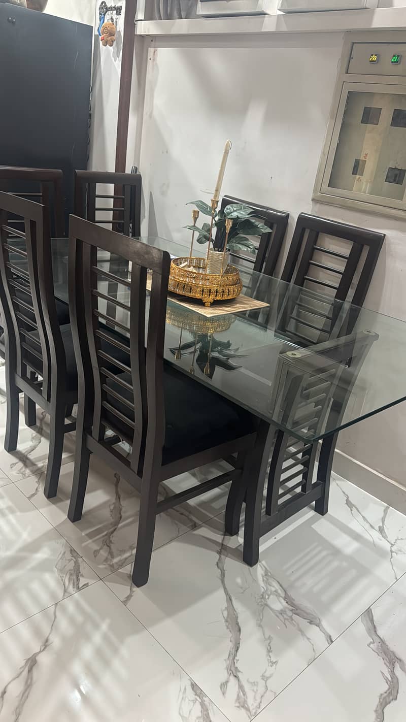 Dining table with 6 chairs 1
