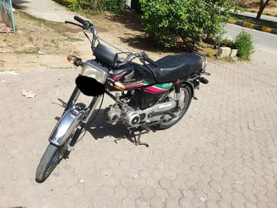 Honda cd 70 2016 model bike for sale