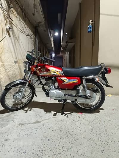 Honda CG 125 2025