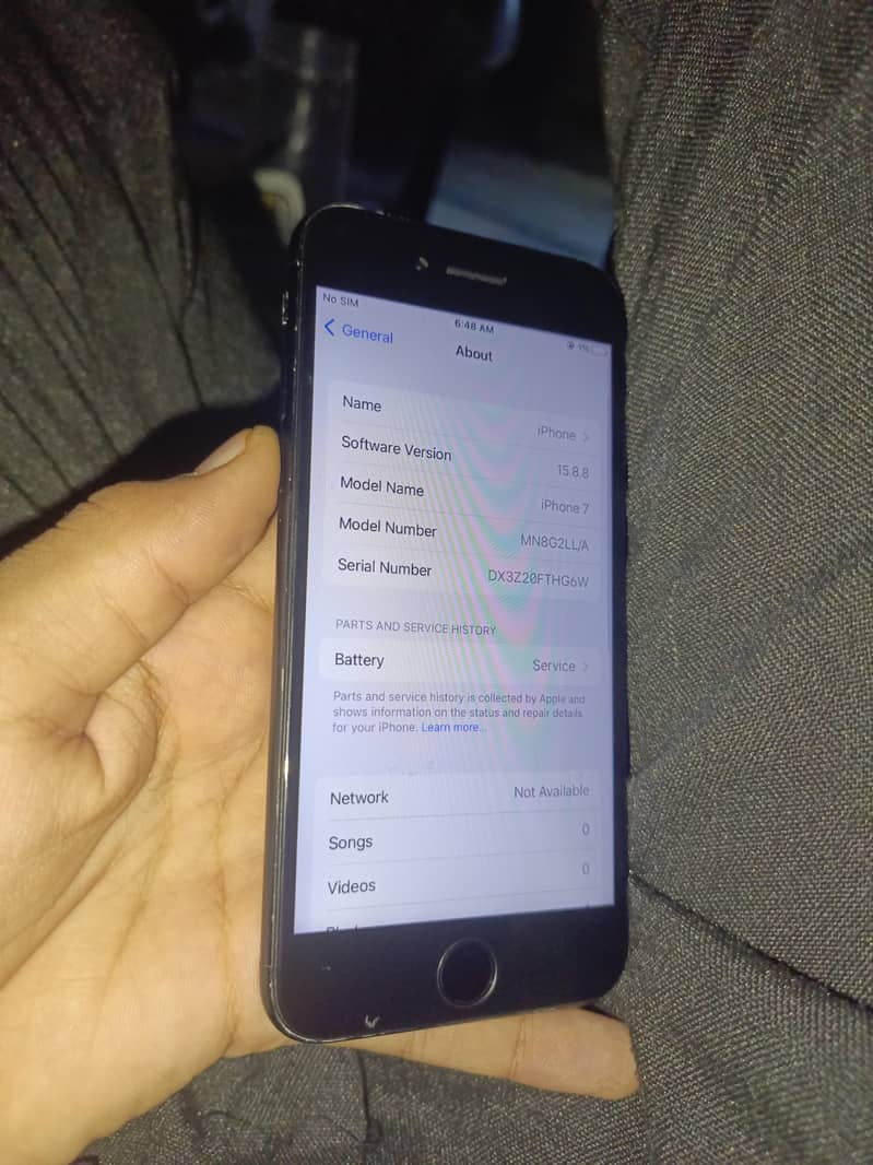 Apple iPhone 7 3