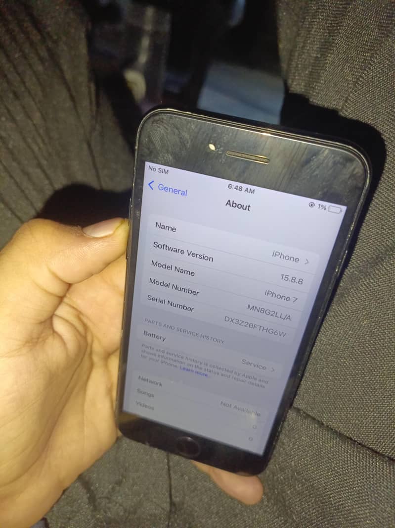 Apple iPhone 7 4