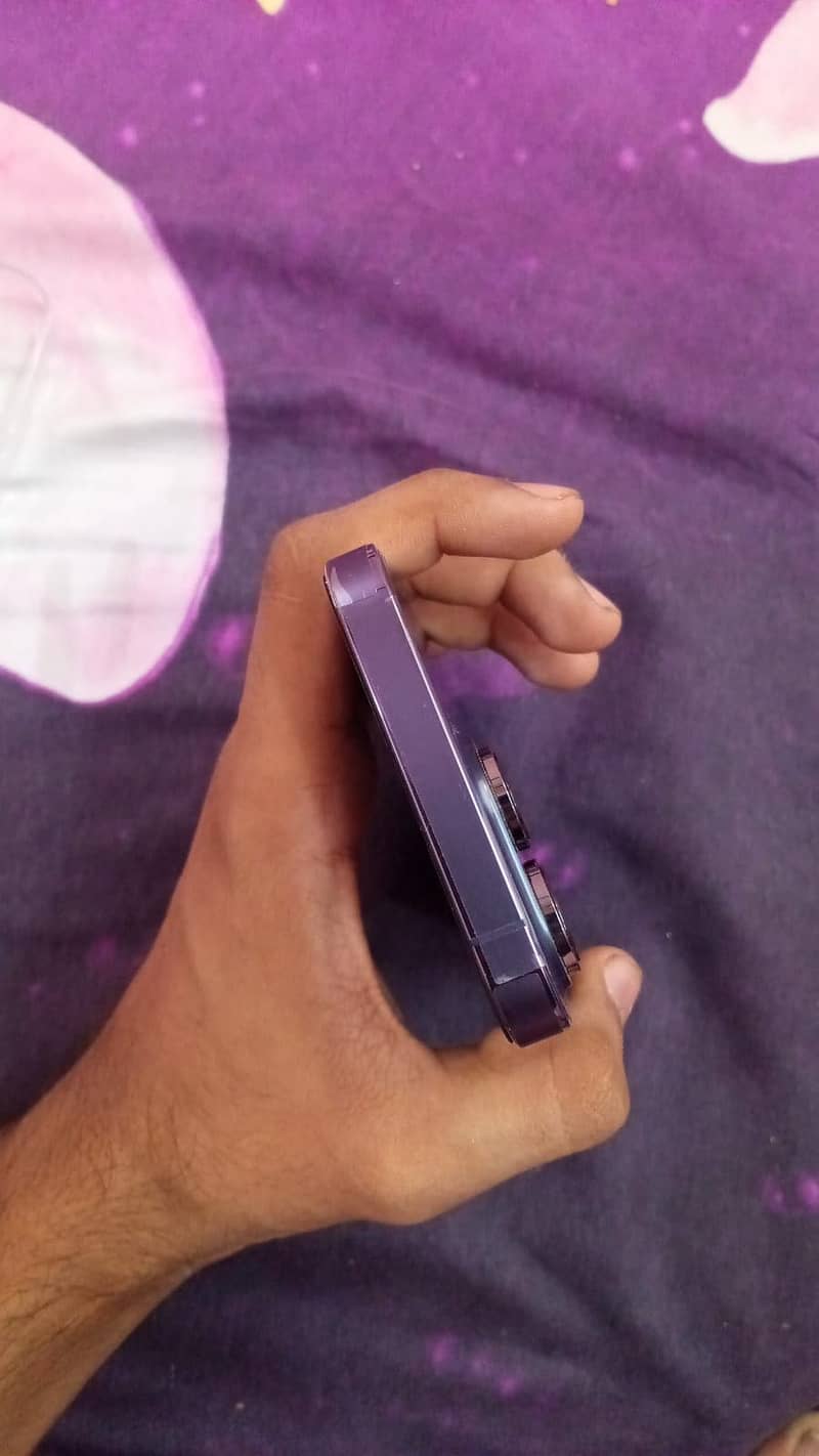 Apple iPhone 14 Pro 4