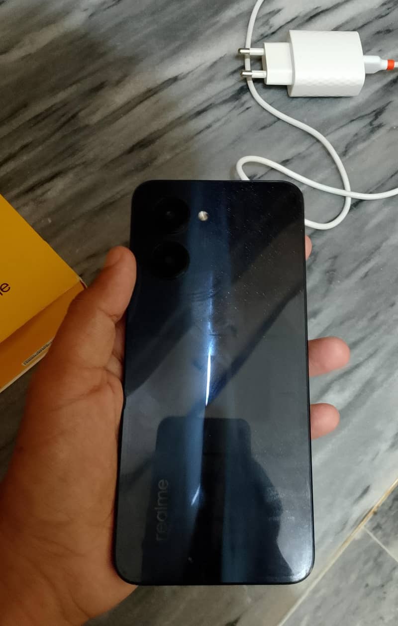 Realme C33 1