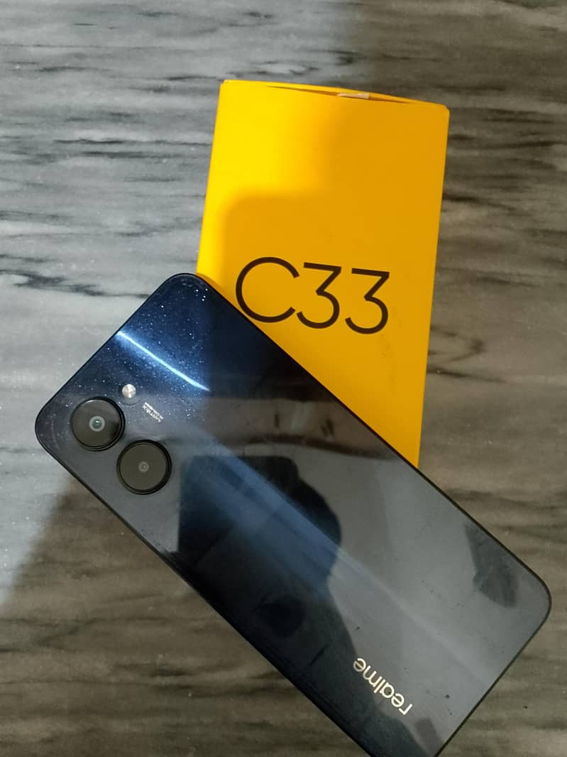 Realme C33 3