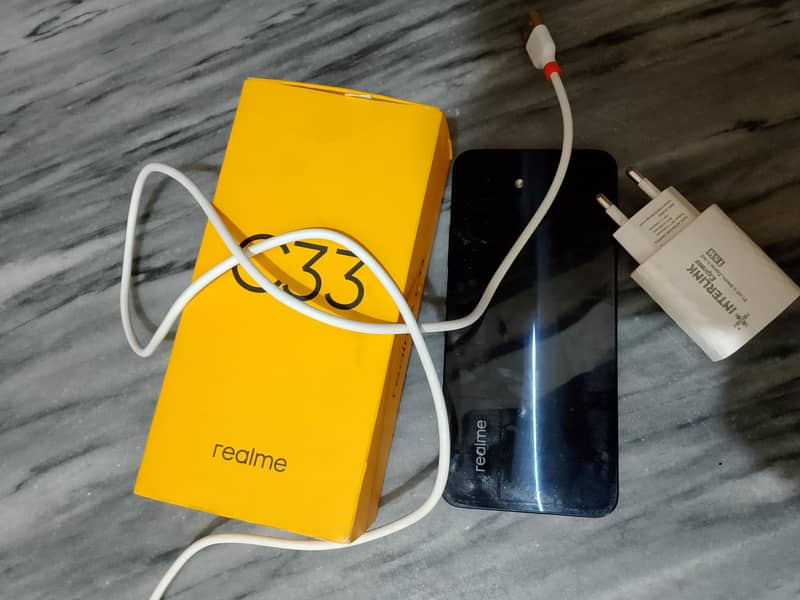 Realme C33 11