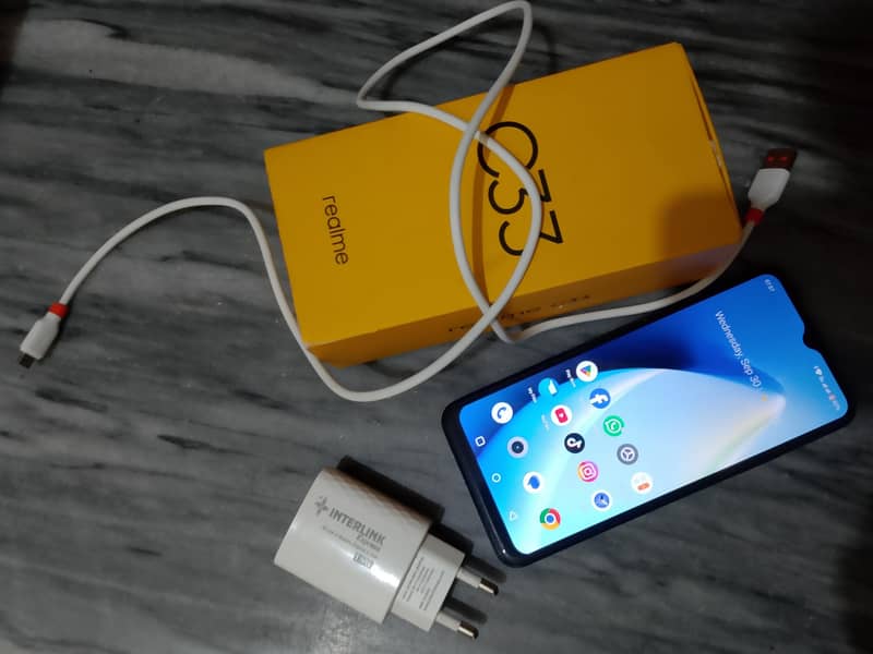 Realme C33 13