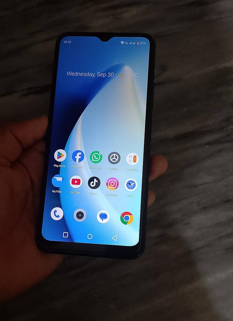 Realme C33 14