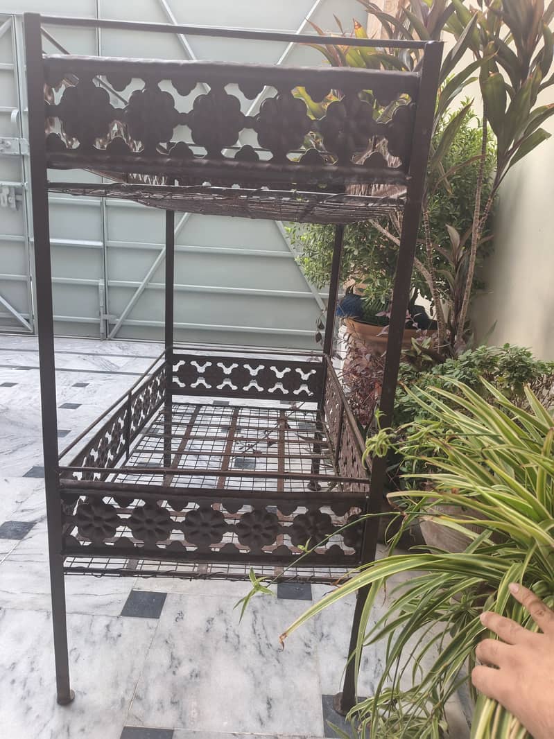 Crockery rack 0