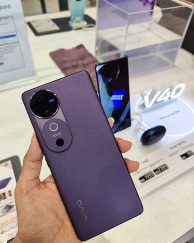 vivo v40 12/256