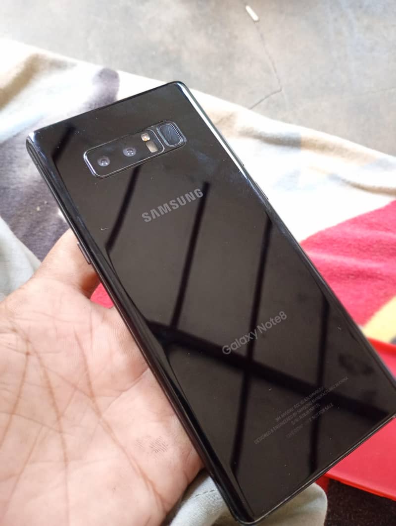 Samsung Mobile Note 8 1