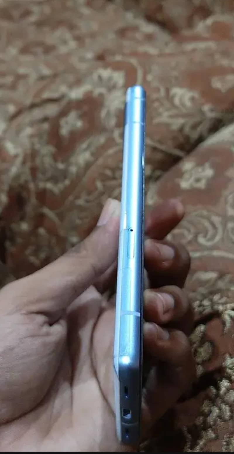 Google Pixel 7a 4