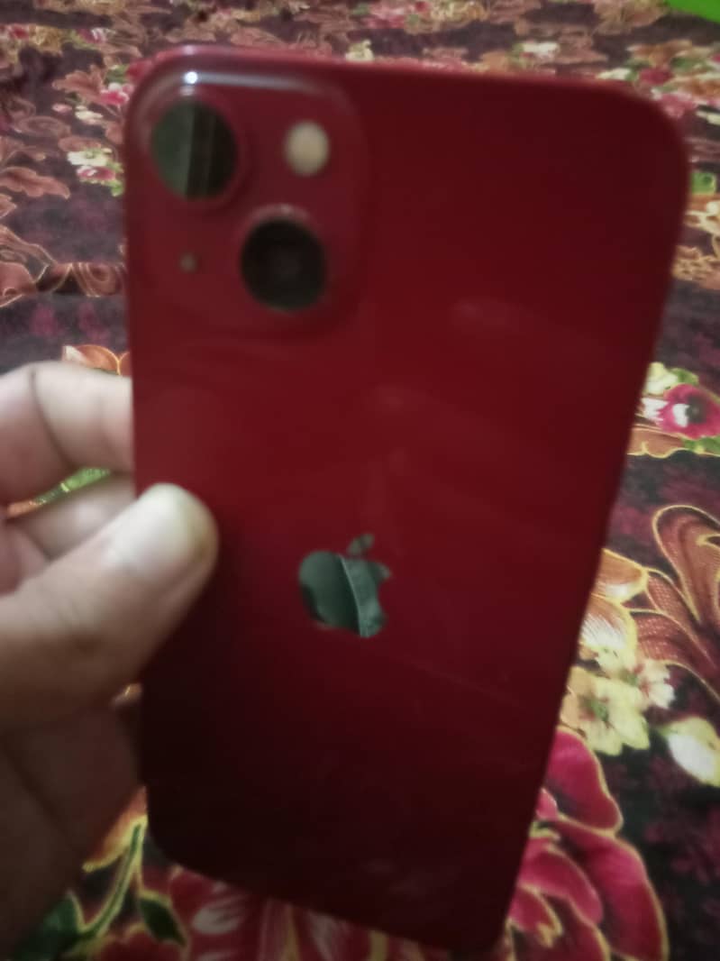 Apple iPhone 13 6