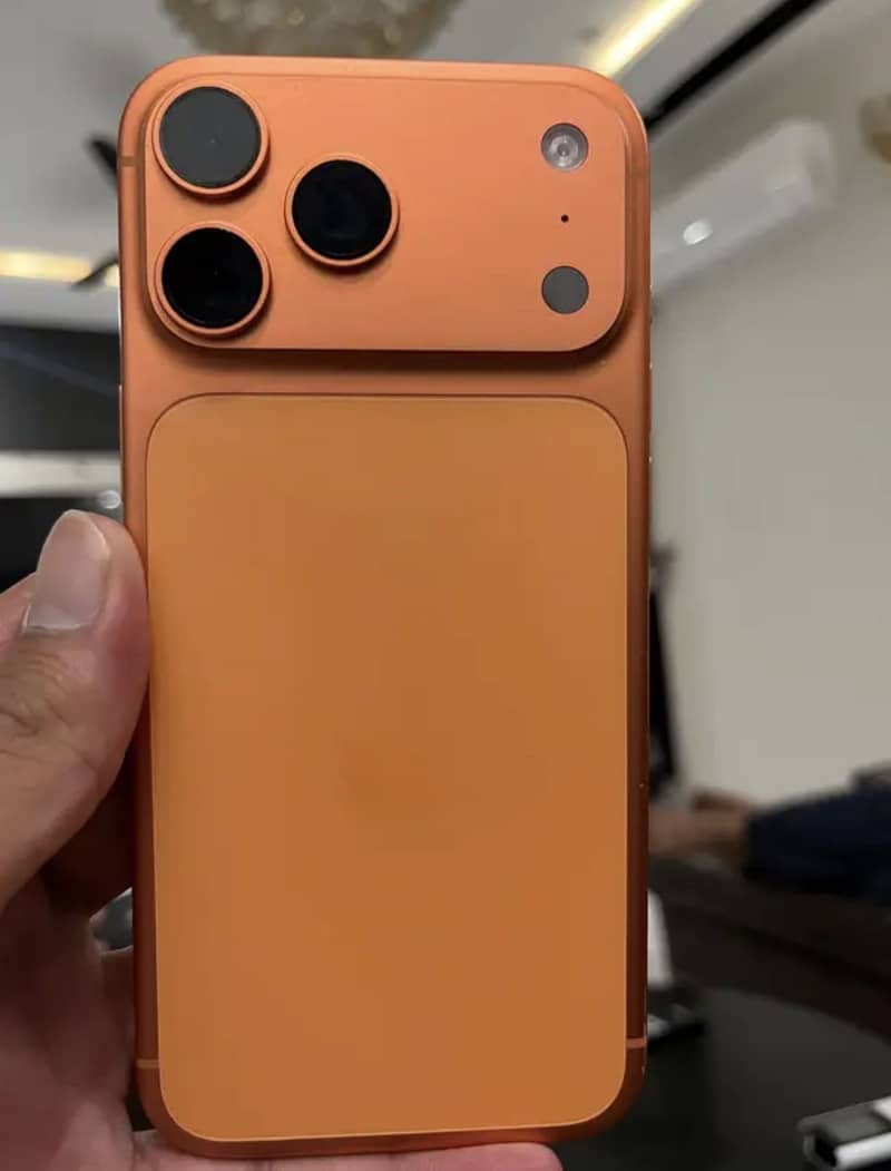 Apple iPhone 17 Pro Max 0