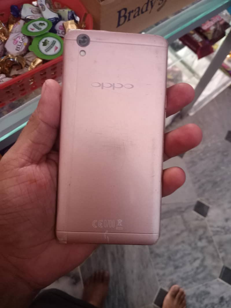 OPPO A37 1