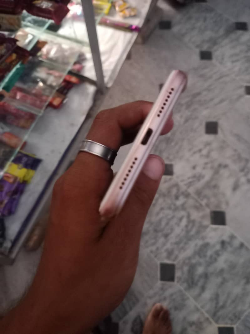 OPPO A37 3