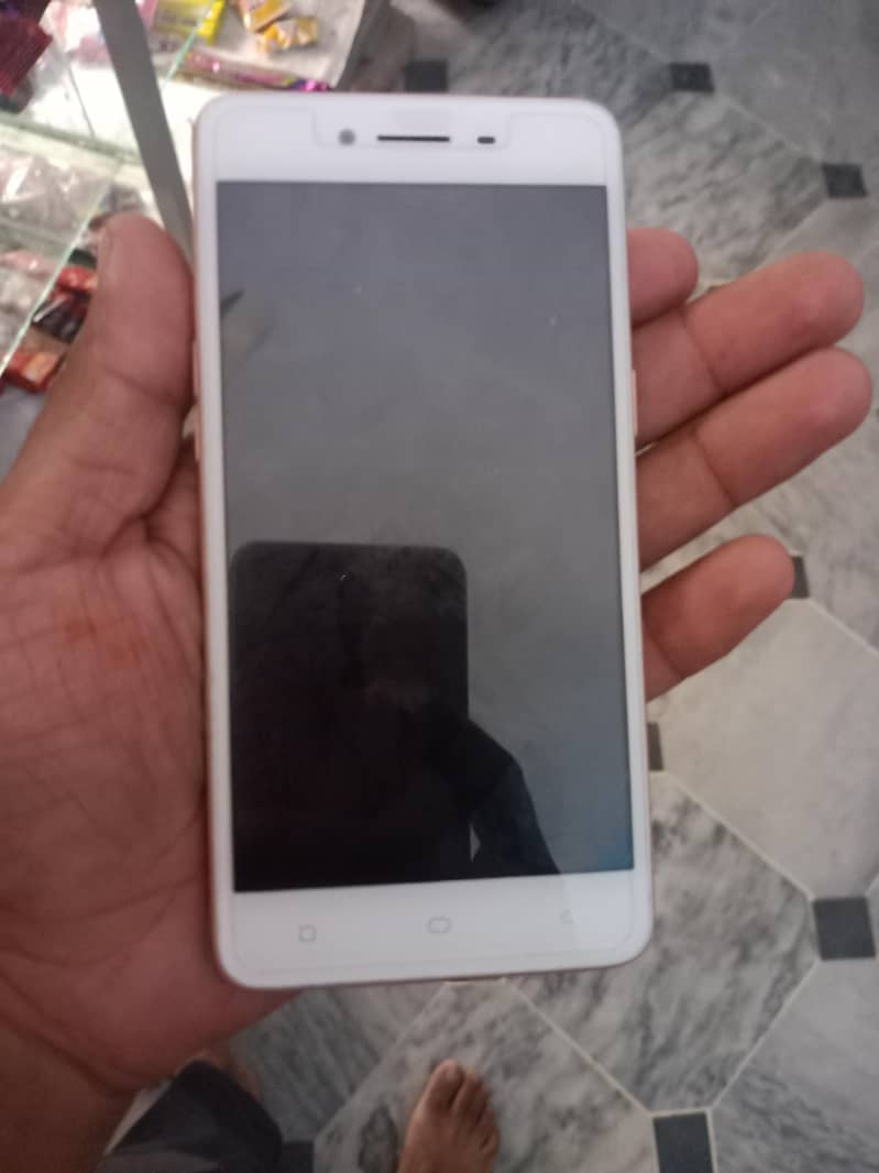 OPPO A37 5
