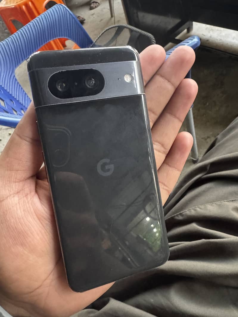 Google Pixel 8 5