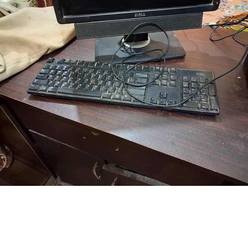 Dell LCD A+ 3