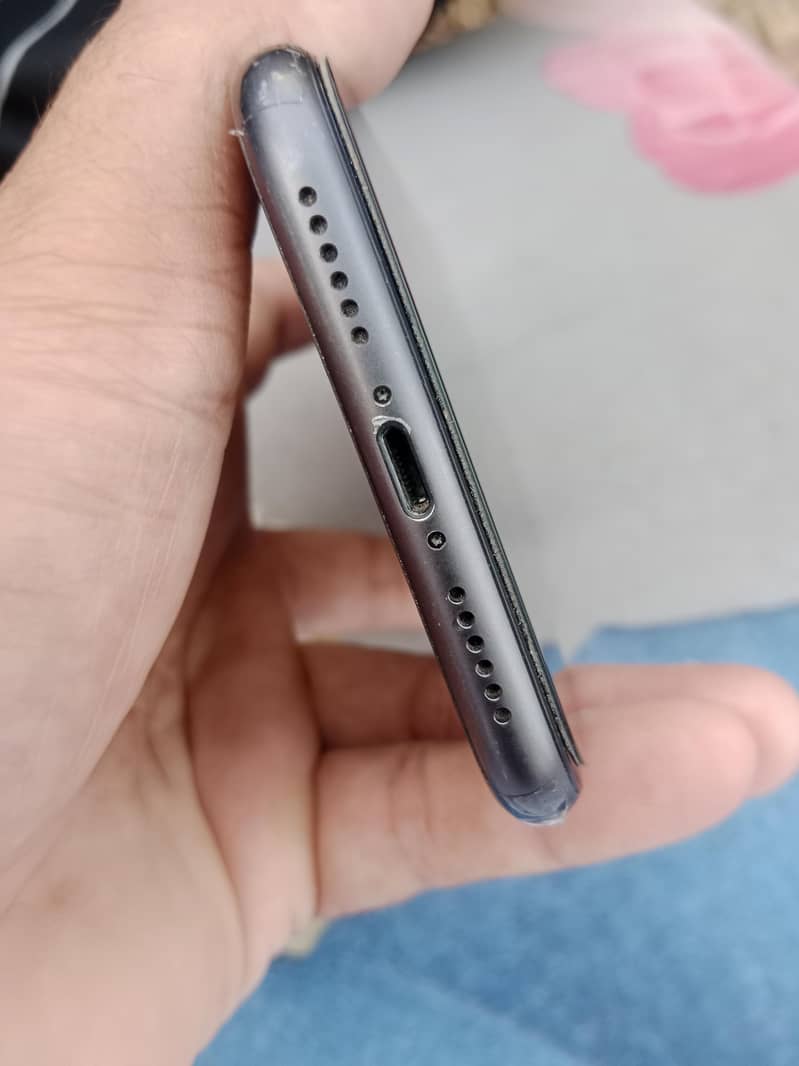 Apple iPhone 11 5