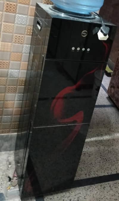 Water Dispenser PEL Pcwd Curved Glass Door Available For Sale