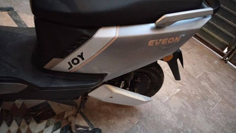 electrick scooty 10