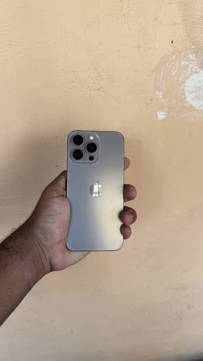 Apple iPhone 15 Pro Max