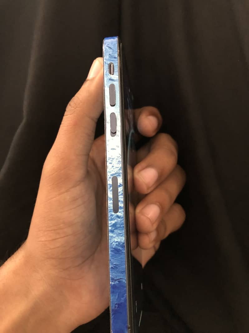 Apple iPhone XR 3