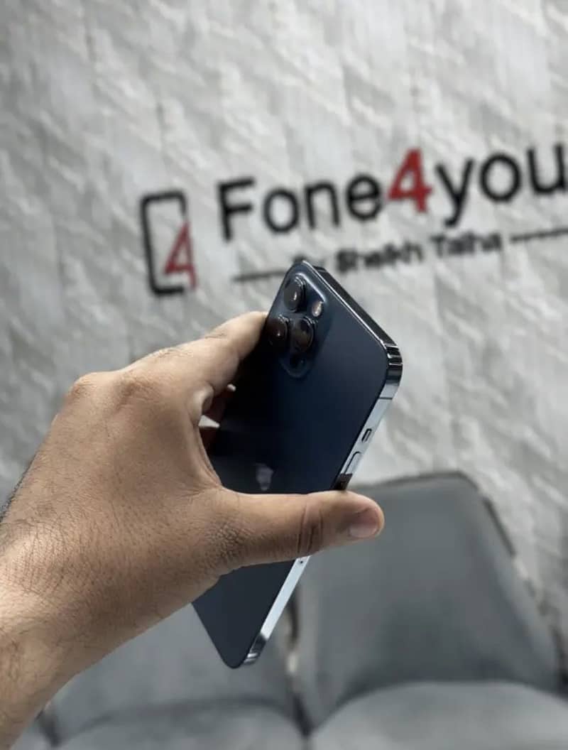 Apple iPhone 12 Pro Max 7