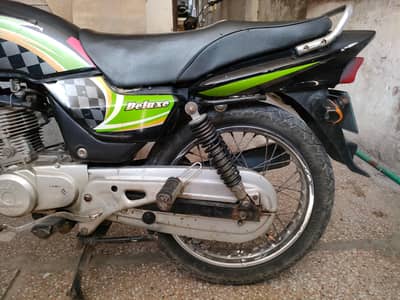 honda 125 deluxe