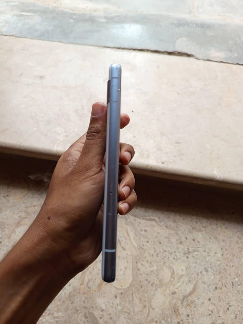Google Pixel 7a 5