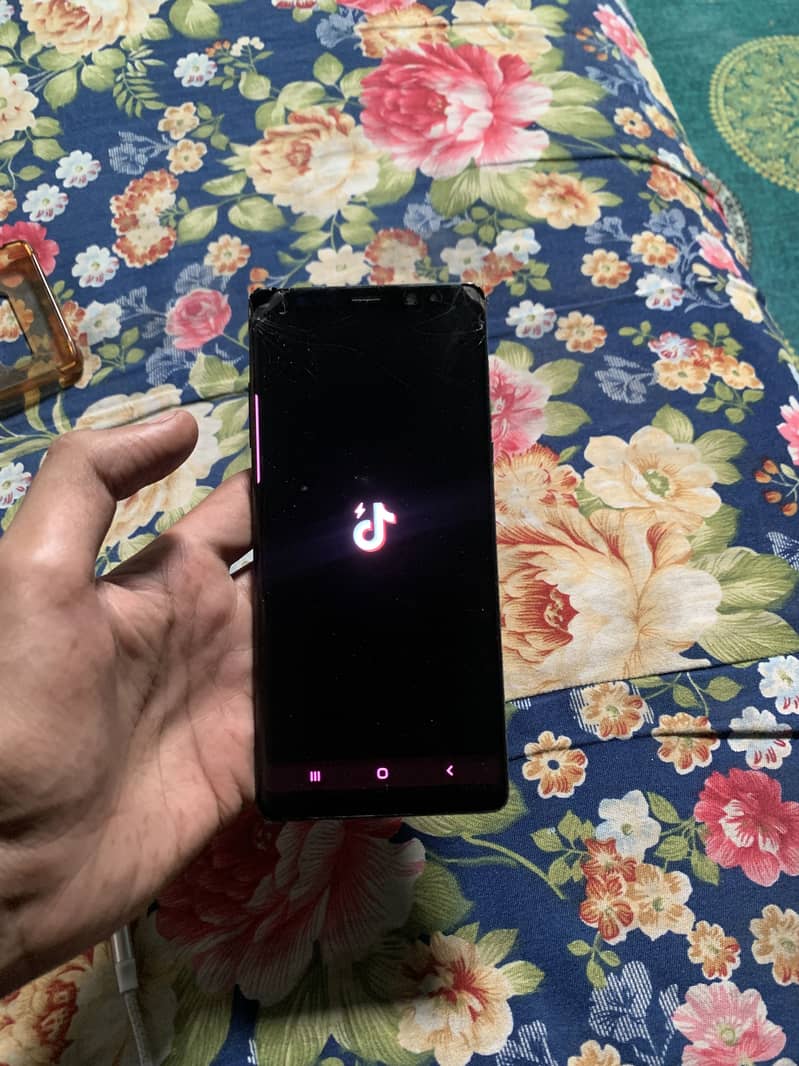 Samsung Mobile Note 8 4