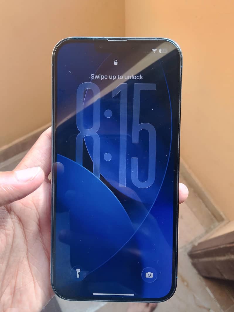 Apple iPhone 13 Pro Max 1