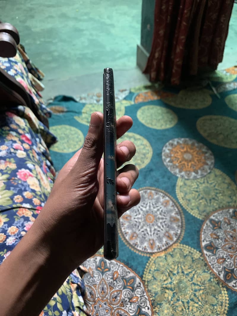 Samsung note 8 4