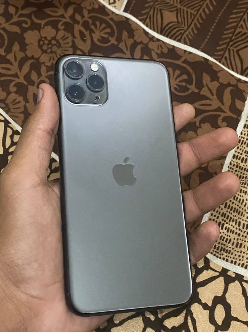 Apple iPhone 11 Pro Max 0