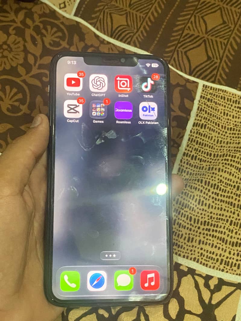 Apple iPhone 11 Pro Max 5