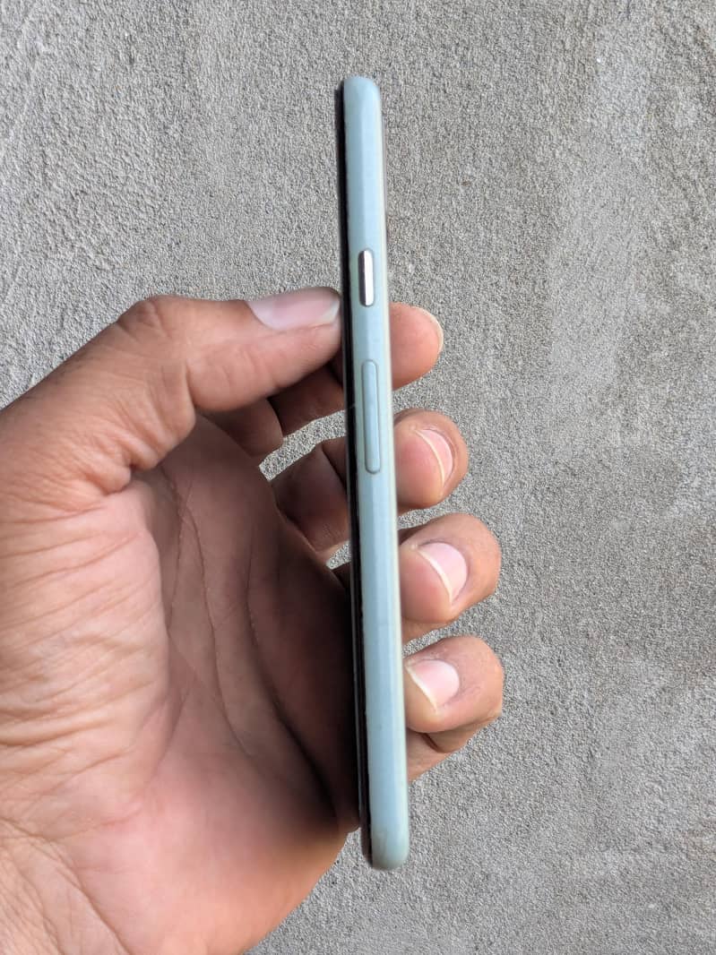 Google Pixel 5 1