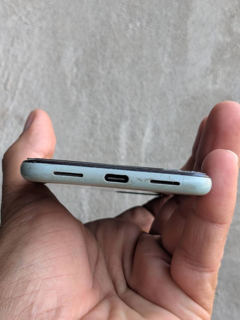 Google Pixel 5 9