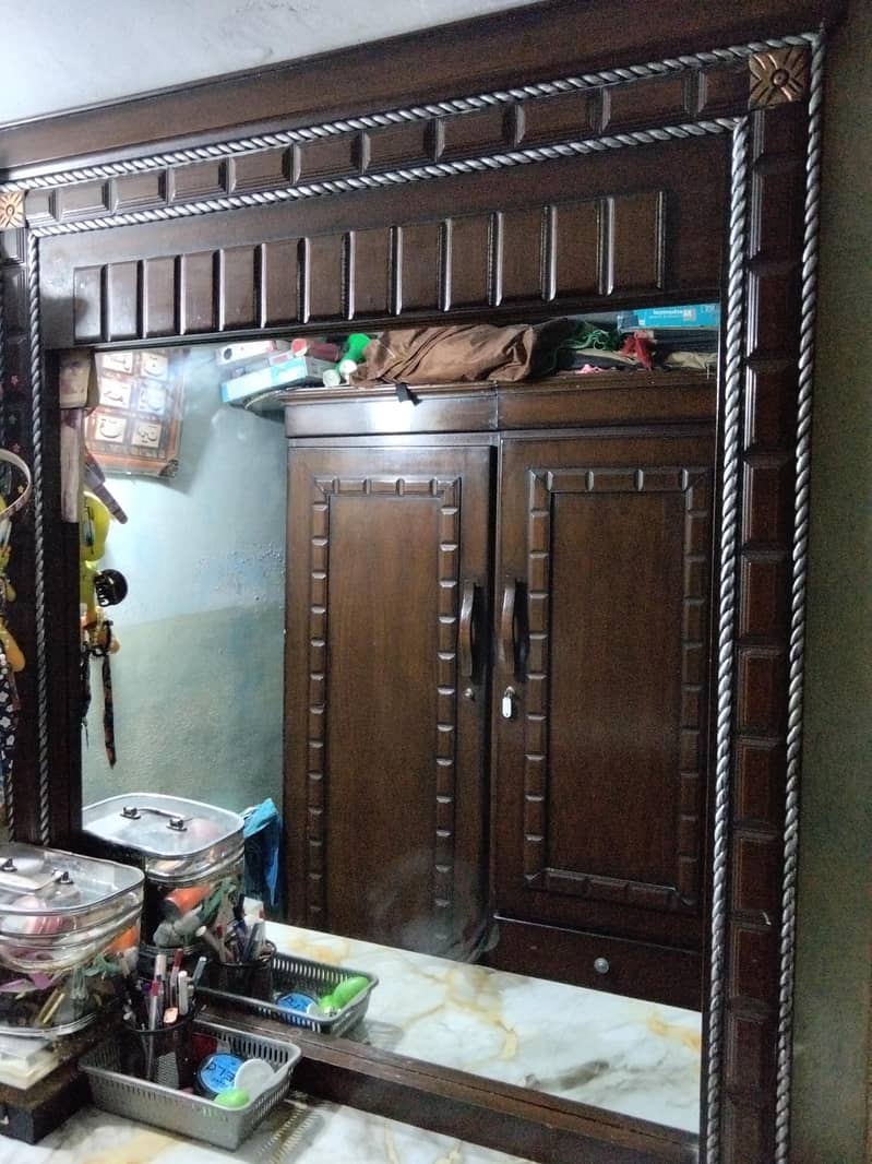 Dressing table 1