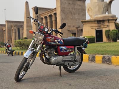 Honda 125.