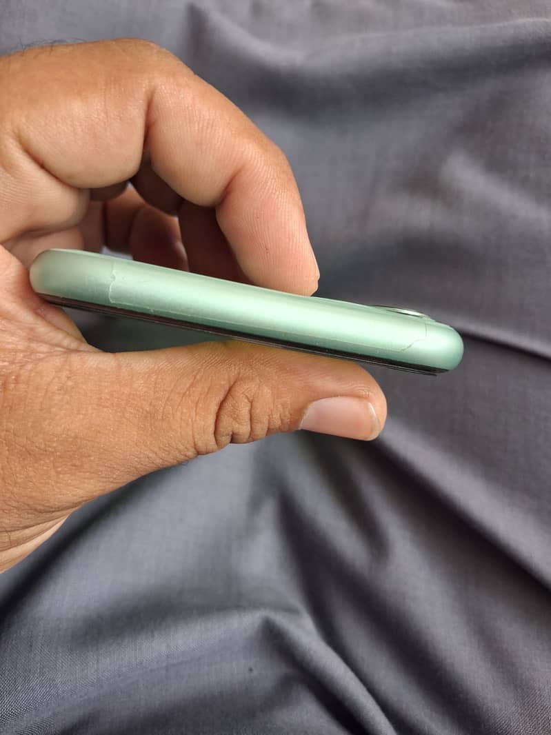 Apple iPhone 11 1