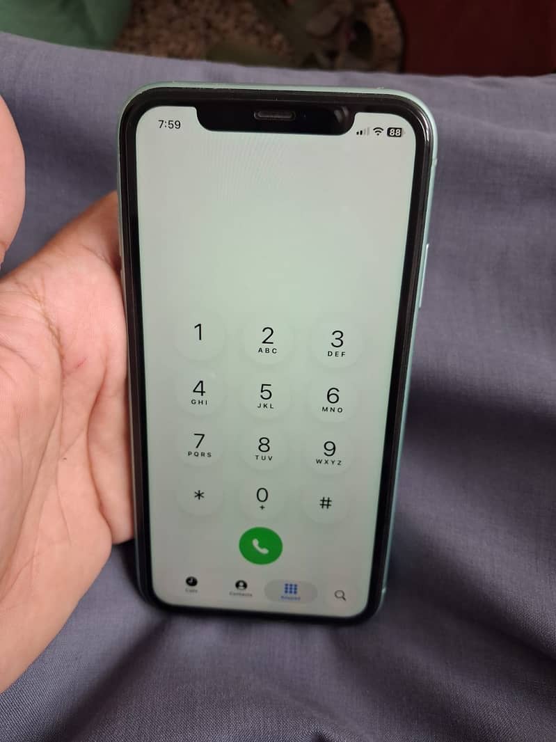 Apple iPhone 11 3