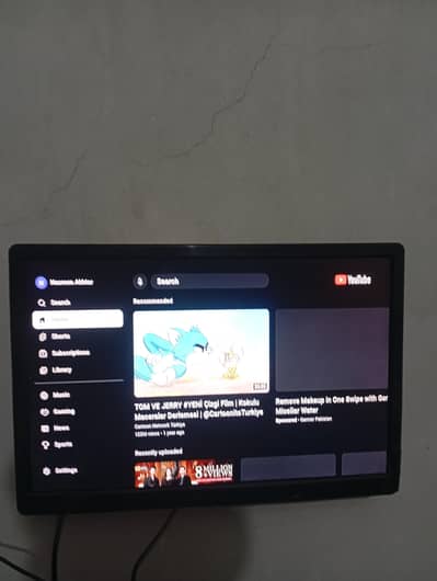 LCD TV 19"